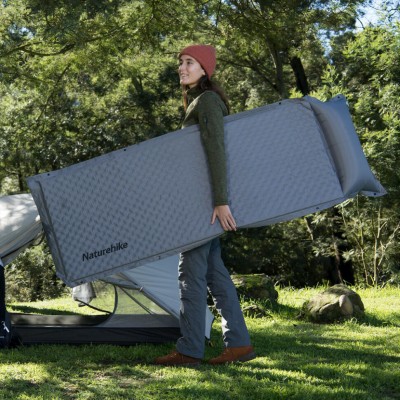 Коврик самонадувающийся одноместный с подушкой Naturehike CNK2300DZ014, 60мм, графит