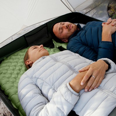 Матрас надувной сверхлегкий двухместный Naturehike CNK2450WS014, с мешком для надува, прямоугольный зеленый